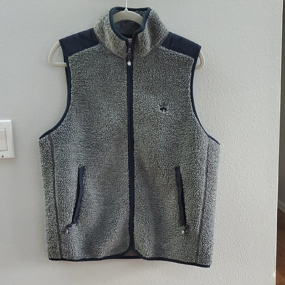 Brooks Brothers Teddy Fleece Vest - Picture 1 of 8